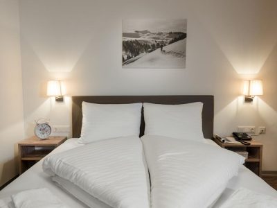 05724F81E3E5CC6D16A42C84CD9CFE70