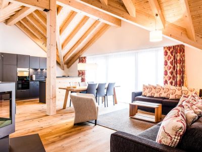 CC4E8CE98512F5609C47F41AEEE0CFB5